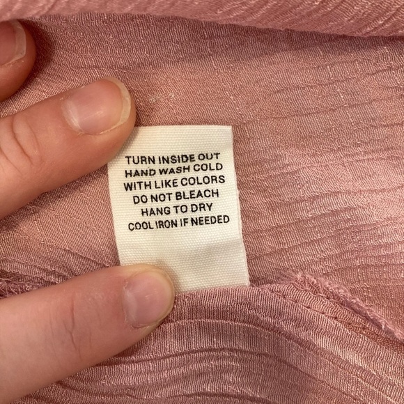 E & M blush pink ruffle top - Picture 2 of 5